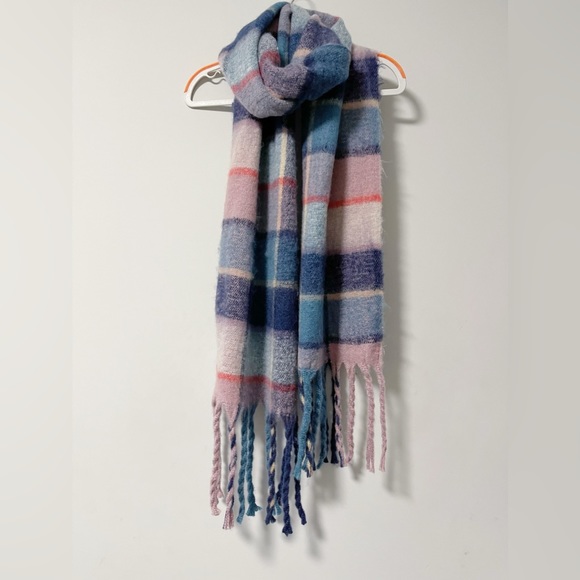 American Eagle Outfitters Plaid Brushed Scarf - Picture 1 of 3
